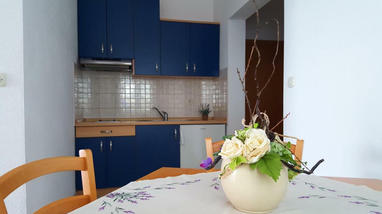 Apartments Marija Brela Esterno foto